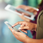 RDC : Fracture numérique, un programme de crédit pour offrir des smartphones à moindre coût aux Congolais